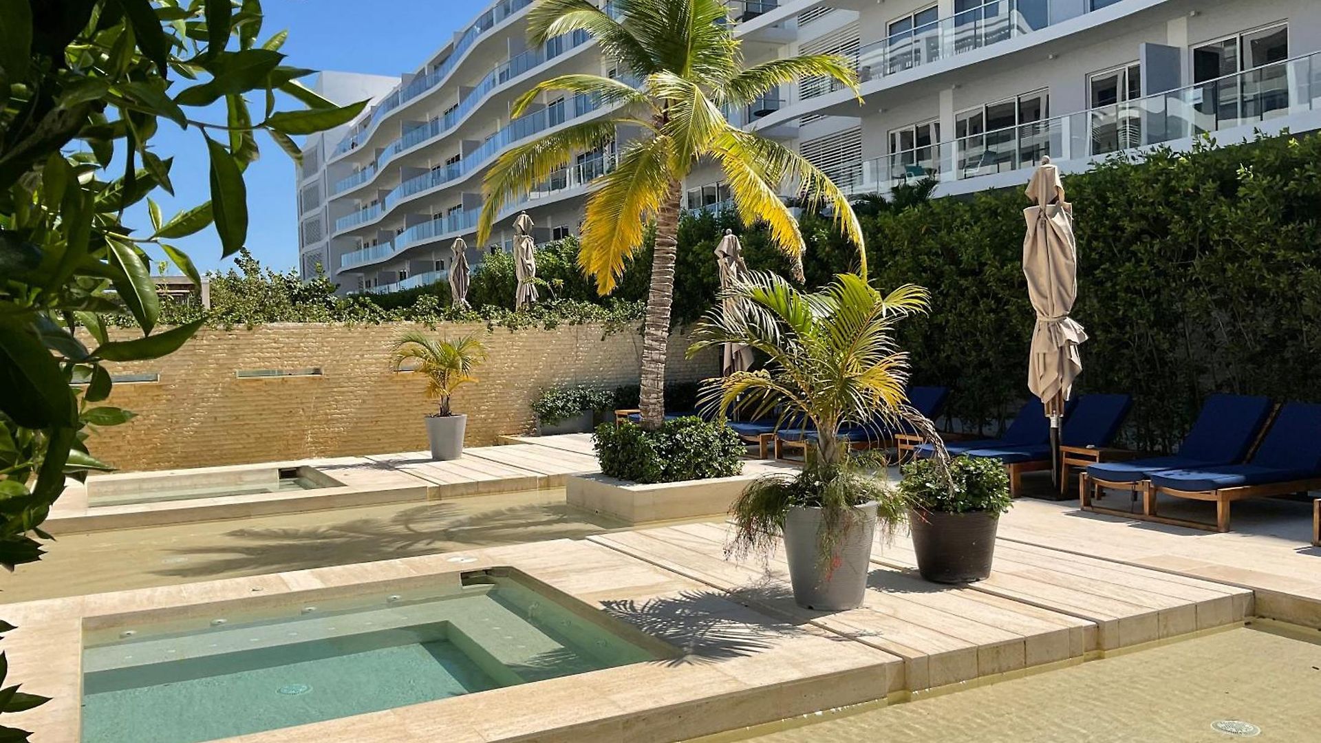 Lujoso Apto - Acceso Directo A La Playa Apartamento