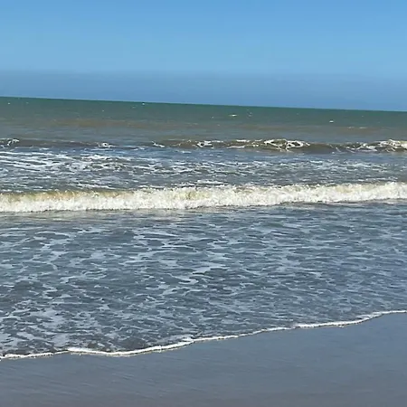 Lujoso Apto - Acceso Directo A La Playa Apartamento